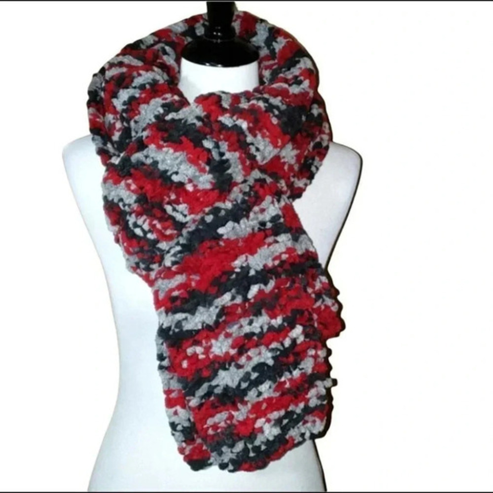 Super‎ soft Chenille red/blk/grey scarf